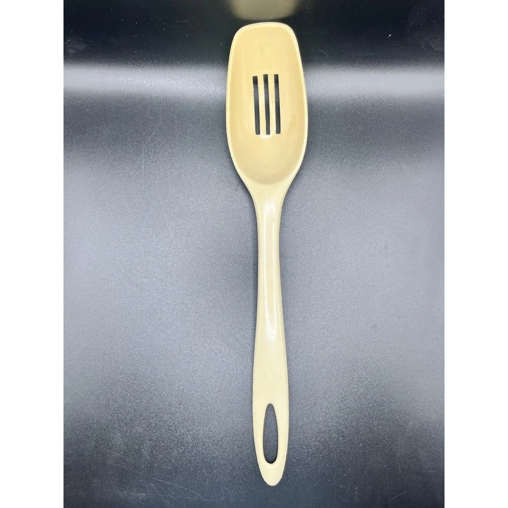 Nylon 3-Slot Spoon Kitchen Utensil Slotted Beige Plastic Cooking Serving Vintage